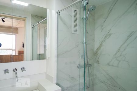 Apartamento à venda com 70m², 1 quarto e 1 vagaBanheiro