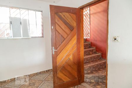 Casa para alugar com 90m², 2 quartos e 1 vagaEntrada