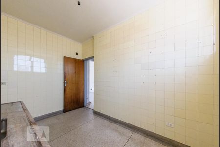 Apartamento à venda com 115m², 2 quartos e sem vaga Apartamento à venda com 115m², 2 quartos e sem vagaCozinha