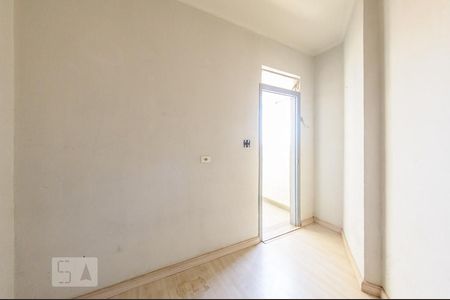Apartamento à venda com 115m², 2 quartos e sem vaga Apartamento à venda com 115m², 2 quartos e sem vagaQuarto de Serviço
