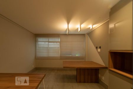 Sala/Quarto de apartamento para alugar com 1 quarto, 37m² em Asa Norte, Brasília