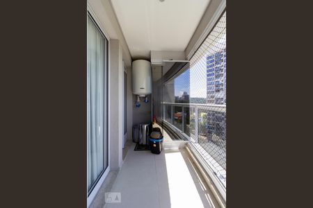 Apartamento à venda com 120m², 3 quartos e 2 vagasVaranda 2