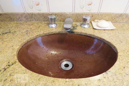 Casa de condomínio à venda com 125m², 3 quartos e 2 vagassuíte 