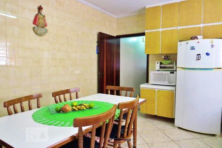 Casa de condomínio à venda com 125m², 3 quartos e 2 vagasCozinha