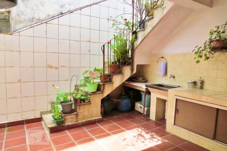 Casa de condomínio à venda com 125m², 3 quartos e 2 vagasÁrea de Serviço/Quintal