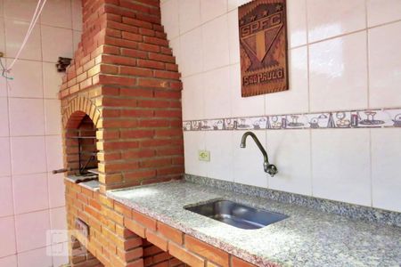 Casa de condomínio à venda com 125m², 3 quartos e 2 vagasÁrea comum - Churrasqueira