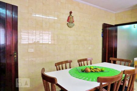 Casa de condomínio à venda com 125m², 3 quartos e 2 vagasCozinha
