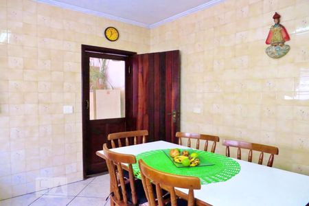 Casa de condomínio à venda com 125m², 3 quartos e 2 vagasCozinha