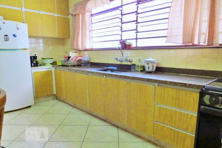 Casa de condomínio à venda com 125m², 3 quartos e 2 vagasCozinha