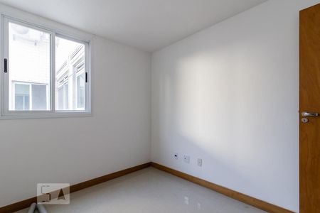 Apartamento para alugar com 86m², 3 quartos e 1 vaga Apartamento para alugar com 86m², 3 quartos e 1 vagaQuarto 3