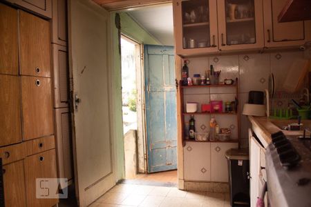 Casa à venda com 300m², 5 quartos e 4 vagasCozinha