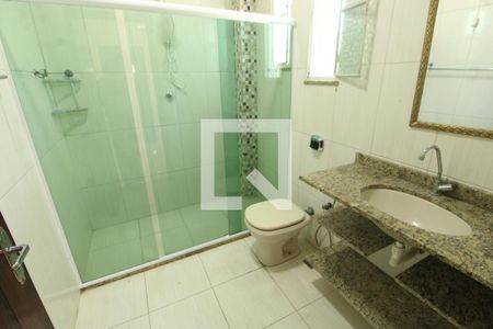 Banheiro de casa para alugar com 2 quartos, 96m² em Irajá, Rio de Janeiro