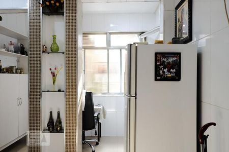 Apartamento à venda com 92m², 3 quartos e 1 vagaCozinha