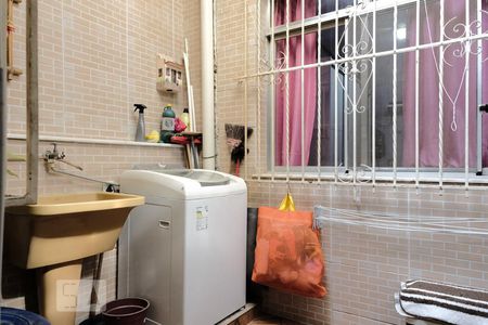 Apartamento à venda com 92m², 3 quartos e 1 vagaÁrea de Serviço