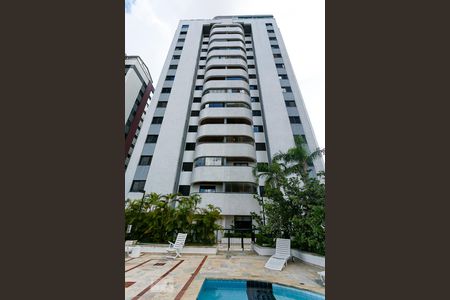 Apartamento à venda com 110m², 3 quartos e 2 vagasFachada