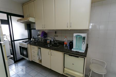 Apartamento à venda com 110m², 3 quartos e 2 vagasCozinha