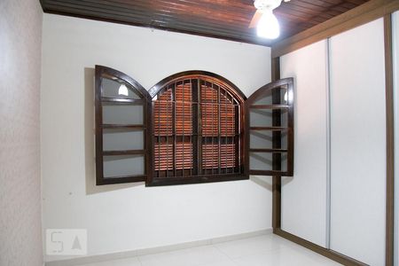 Quarto 1 de casa para alugar com 2 quartos, 80m² em Vila Lageado, São Paulo