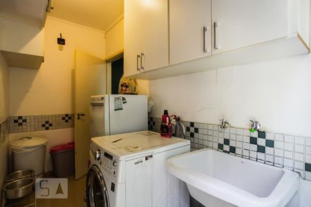 Casa à venda com 190m², 2 quartos e 2 vagas Casa à venda com 190m², 2 quartos e 2 vagasÁrea de Serviço