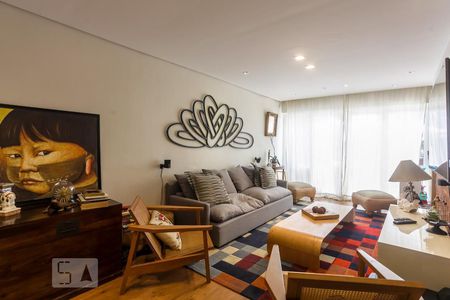 Sala de casa à venda com 2 quartos, 190m² em Jardim Colombo, São Paulo
