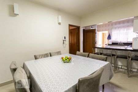 Casa à venda com 366m², 6 quartos e 5 vagasCopa