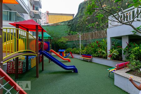 Apartamento à venda com 116m², 3 quartos e 2 vagasÁrea Comum - Playground