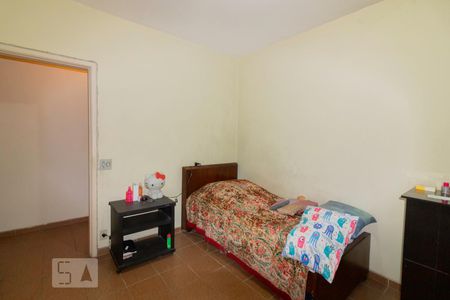 Casa à venda com 220m², 3 quartos e 2 vagas Casa à venda com 220m², 3 quartos e 2 vagasQuarto 2