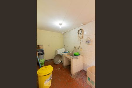 Casa à venda com 220m², 3 quartos e 2 vagas Casa à venda com 220m², 3 quartos e 2 vagasÁrea de Serviço