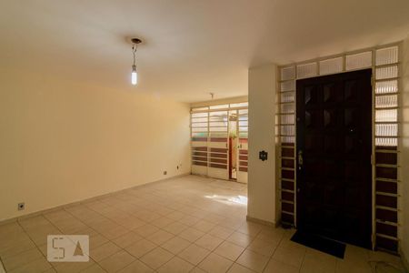 Sala de casa para alugar com 3 quartos, 220m² em Moema, São Paulo