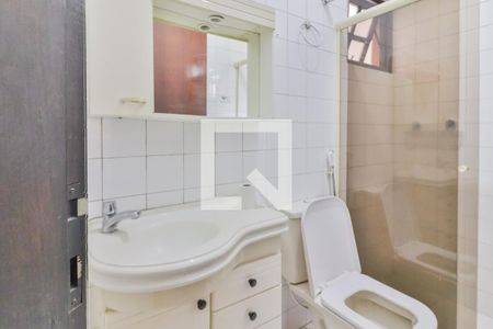 Casa para alugar com 100m², 3 quartos e 1 vaga Casa para alugar com 100m², 3 quartos e 1 vagaBanheiro Social