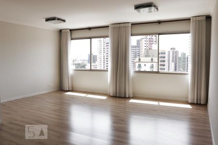 Sala de apartamento para alugar com 3 quartos, 133m² em Centro, Santo André
