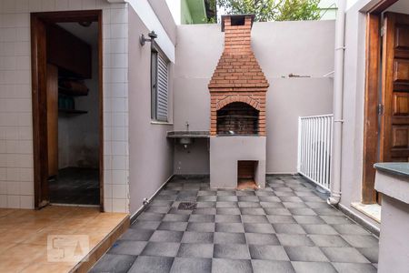 Casa à venda com 150m², 3 quartos e 3 vagasChurrasqueira