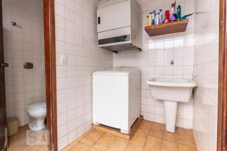 Casa à venda com 150m², 3 quartos e 3 vagasÁrea de Serviço