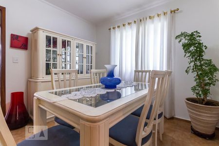 Casa à venda com 150m², 3 quartos e 3 vagasCopa