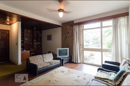 Sala de casa à venda com 3 quartos, 350m² em Planalto Paulista, São Paulo