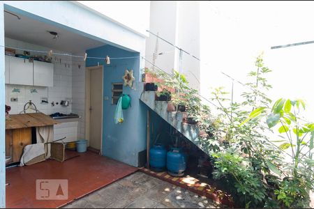 Casa à venda com 350m², 3 quartos e 2 vagasLavanderia