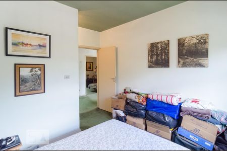 Casa à venda com 350m², 3 quartos e 2 vagasSuíte