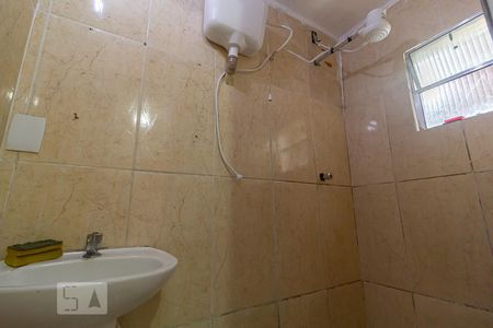 Banheiro de casa para alugar com 1 quarto, 40m² em Freguesia (jacarepaguá), Rio de Janeiro