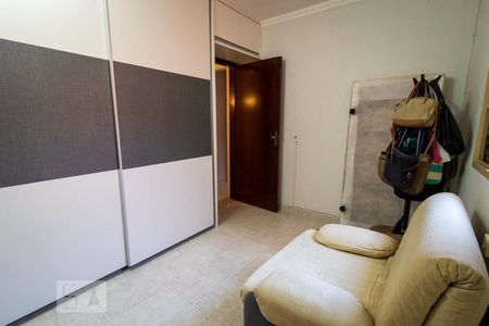 Casa à venda com 150m², 3 quartos e 4 vagasQuarto Suíte 1