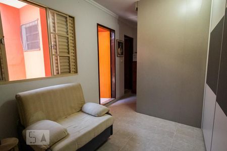 Casa à venda com 150m², 3 quartos e 4 vagasQuarto Suíte 1