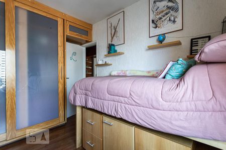 Apartamento à venda com 110m², 3 quartos e 2 vagasQuarto 2