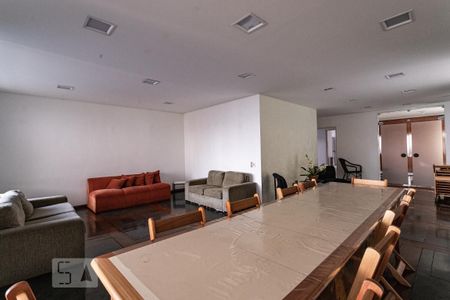 Apartamento à venda com 110m², 3 quartos e 2 vagasSalão de Festas