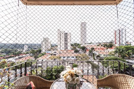 Vista de apartamento à venda com 3 quartos, 110m² em Vila Alexandria, São Paulo