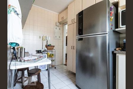 Apartamento à venda com 110m², 3 quartos e 2 vagasCozinha