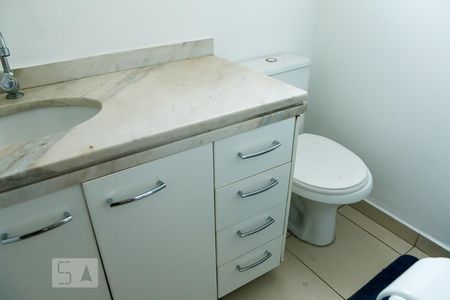 Apartamento para alugar com 50m², 2 quartos e 1 vaga Apartamento para alugar com 50m², 2 quartos e 1 vagaBanheiro