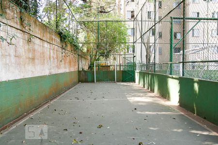 Apartamento para alugar com 50m², 2 quartos e 1 vaga Apartamento para alugar com 50m², 2 quartos e 1 vagaÁrea Comum - Quadra Esportiva