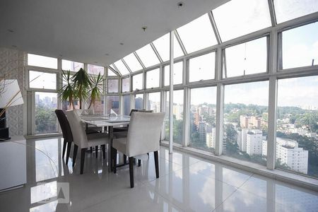 Varanda de apartamento à venda com 4 quartos, 317m² em Paraíso do Morumbi, São Paulo