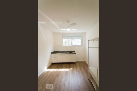 Studio de kitnet/studio para alugar com 1 quarto, 17m² em Liberdade, São Paulo