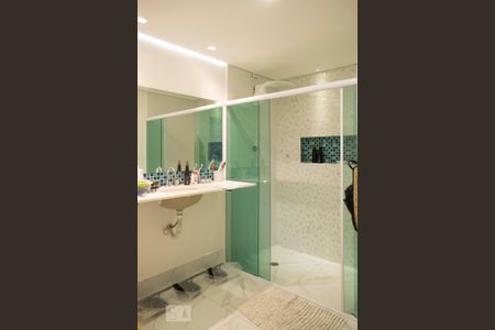 Casa para alugar com 550m², 5 quartos e 2 vagasBANHEIRO SUITE