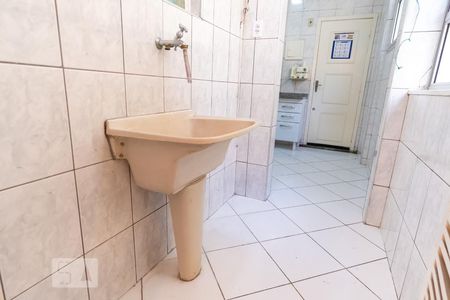 Apartamento à venda com 75m², 3 quartos e sem vagaÁrea de Serviço