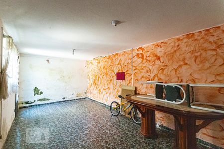 Casa à venda com 234m², 3 quartos e 5 vagas Casa à venda com 234m², 3 quartos e 5 vagasSala de Serviço